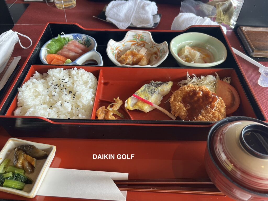 大多喜城ゴルフ倶楽部の昼食