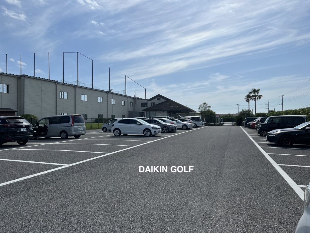 シーサイドゴルフ木更津の駐車場