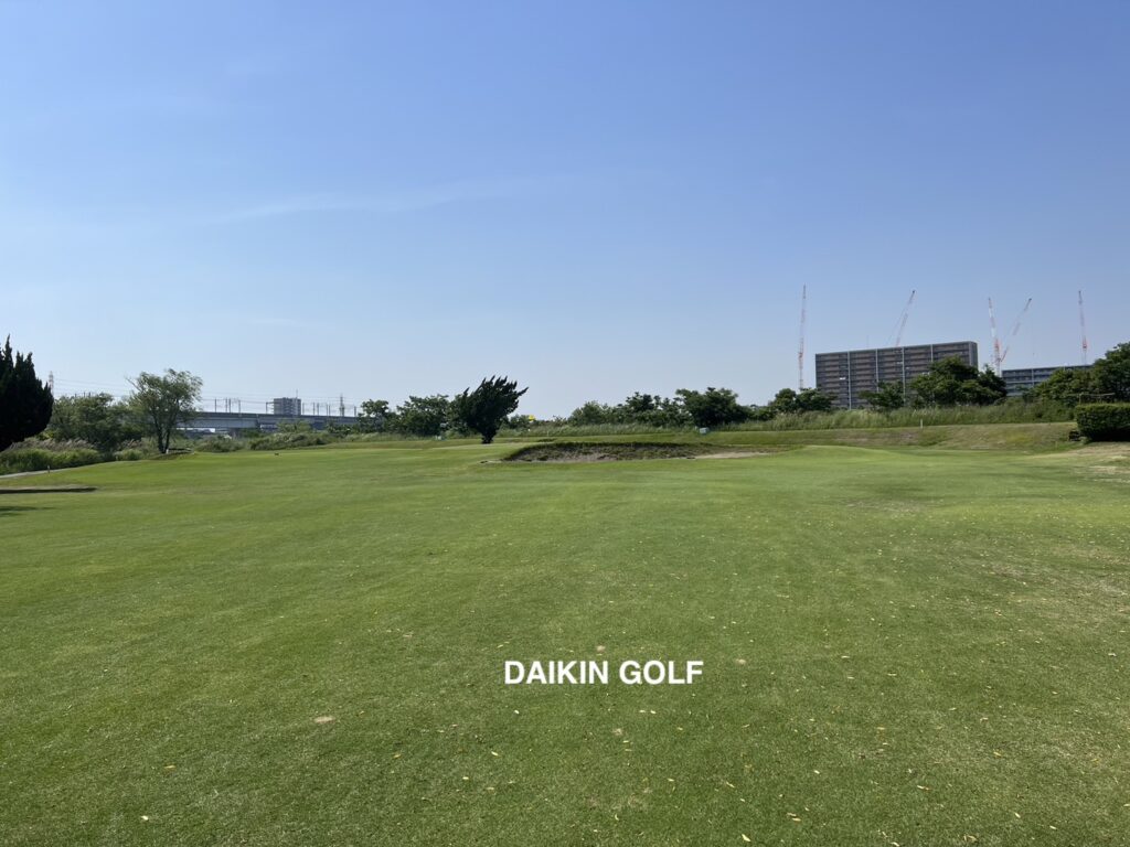 赤羽ゴルフ倶楽部IN NO.13セカンド地点