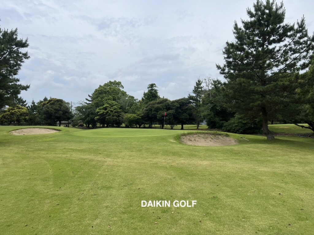 東洋ゴルフクラブのショートコース　NO.1グリーン周辺